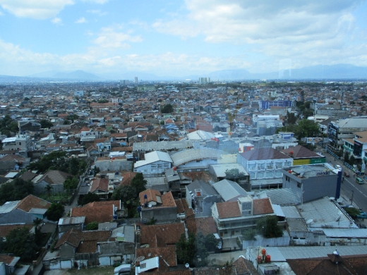 Střípky z Bandungu Střípky z Bandungu