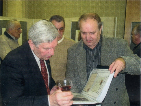 Rozhovor s Emanuelem Lukešem o filatelii a vystavování Rozhovor s Emanuelem Lukešem o filatelii a vystavování