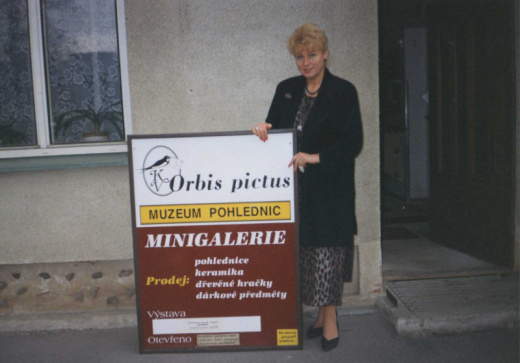 Rozhovor s nejznámější českou sběratelkou pohlednic paní Květuší Veselou